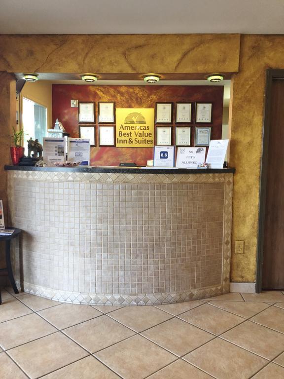 Americas Best Value Inn And Suites Little Rock Exteriér fotografie